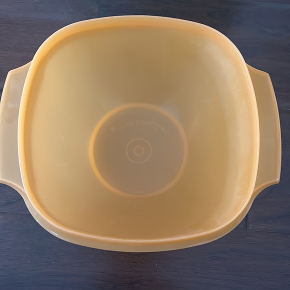 Set a five Tupperware bowl with lids - Picture 3 of 7